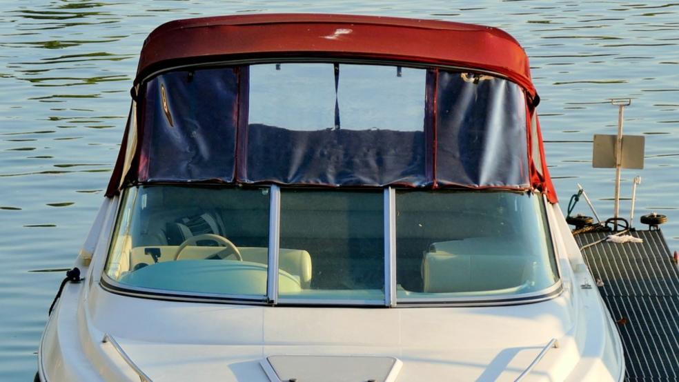 Jeweils mit einem Sportboot, hier ein Symbolfoto, waren zwei Männer am Sonntag vor Norderney unterwegs. Bei einer Kontrolle durch die Waserschutzpolizei kam heraus, dass beide keinen Führerschein für Sportboote haben. © Pixabay