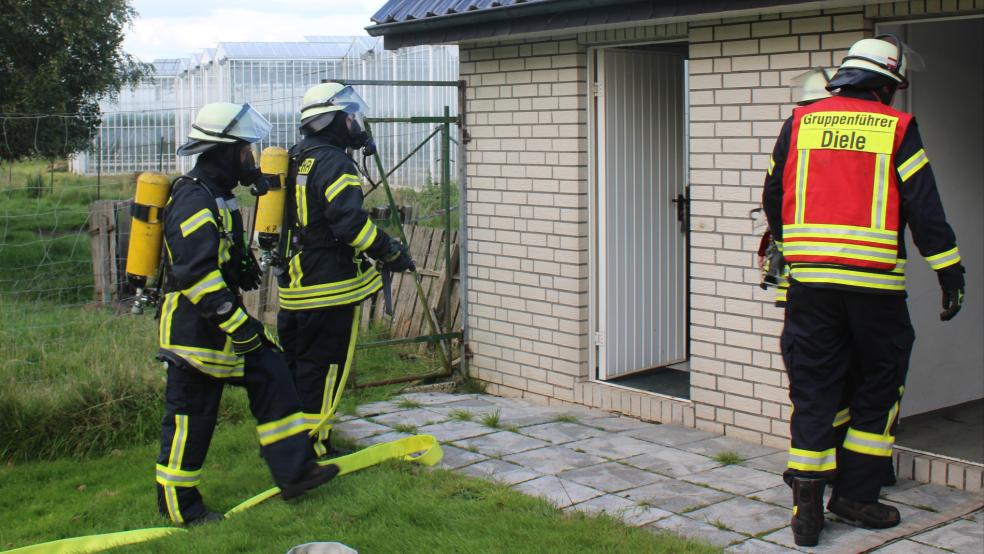 Die Feuerwehren bei ihrem Einsatz an der Halter Straße. © Feuerwehr/Rand