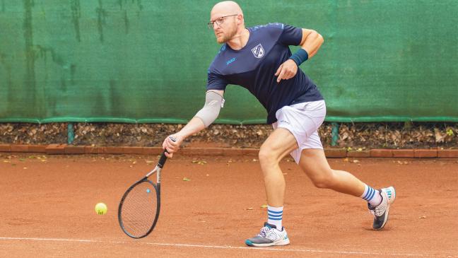 Weener entscheidet Tennis-Derby für sich