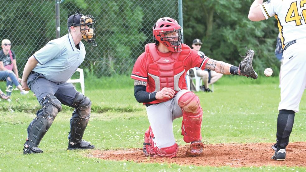 Carsten Voß wird gegen Oldenburg/Barrien nicht als Catcher, sondern als Pitcher spielen.  © Foto: Bruins