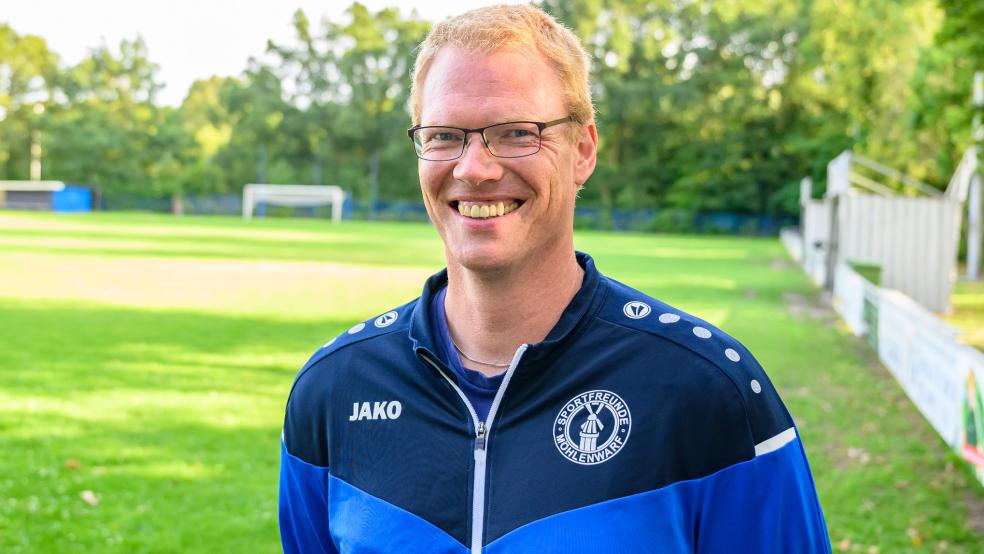 In Hinte musste Trainer Helmut Auen eine verdiente und zu hohe Niederlage seiner Mannschaft hinnehmen. © Bruins