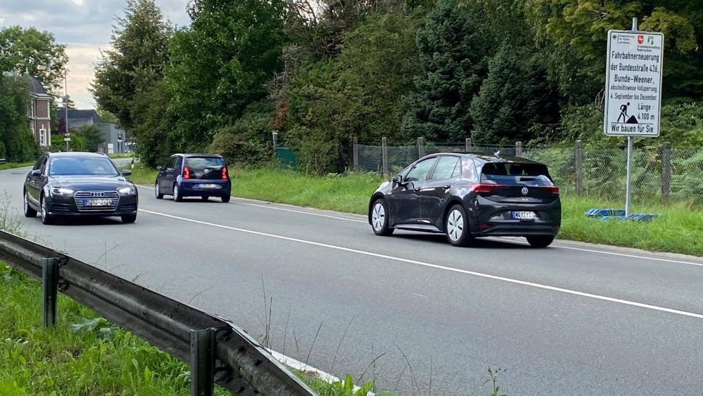 Am Ortsausgang von Weener wird die Sperrung bereits angekündigt. © Hanken