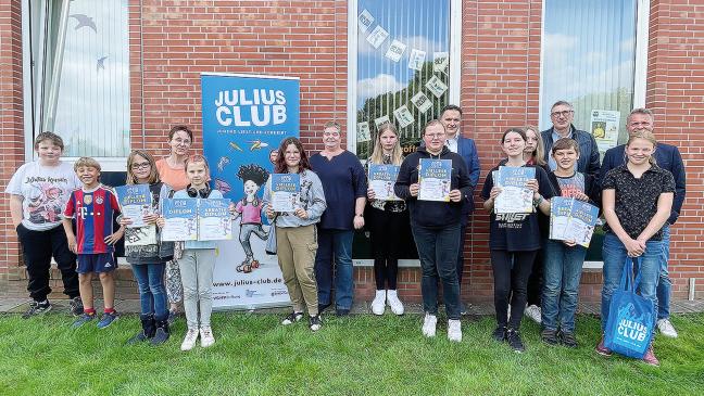 20 Kinder in Bunde mit dabei beim Julius Club