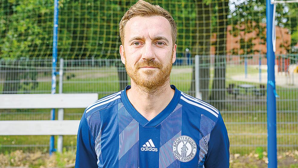 Gregor Kappernagel erzielte sein erstes Tor für die Sportfreunde Möhlenwarf.  © Foto: Bruins