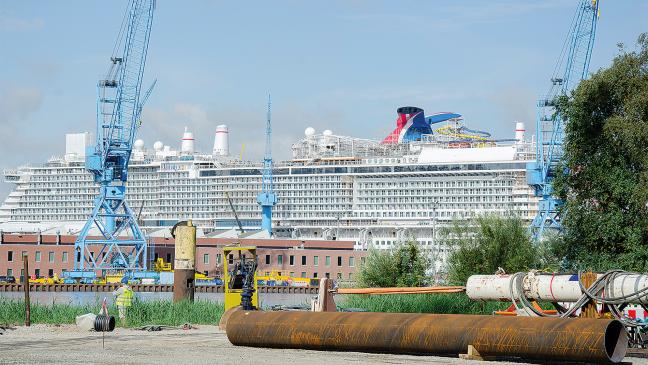 Wann ist »Carnival« auf der Ems?