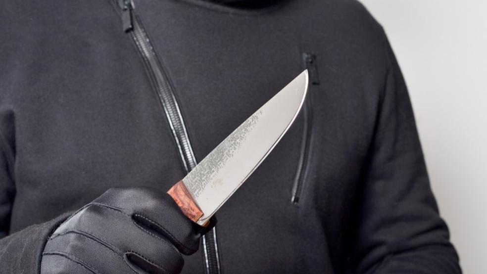 Beim Versuch, einen Streit zu schlichten, ist ein Schüler in Emden niedergestochen worden. © pixabay (Beispielbild)