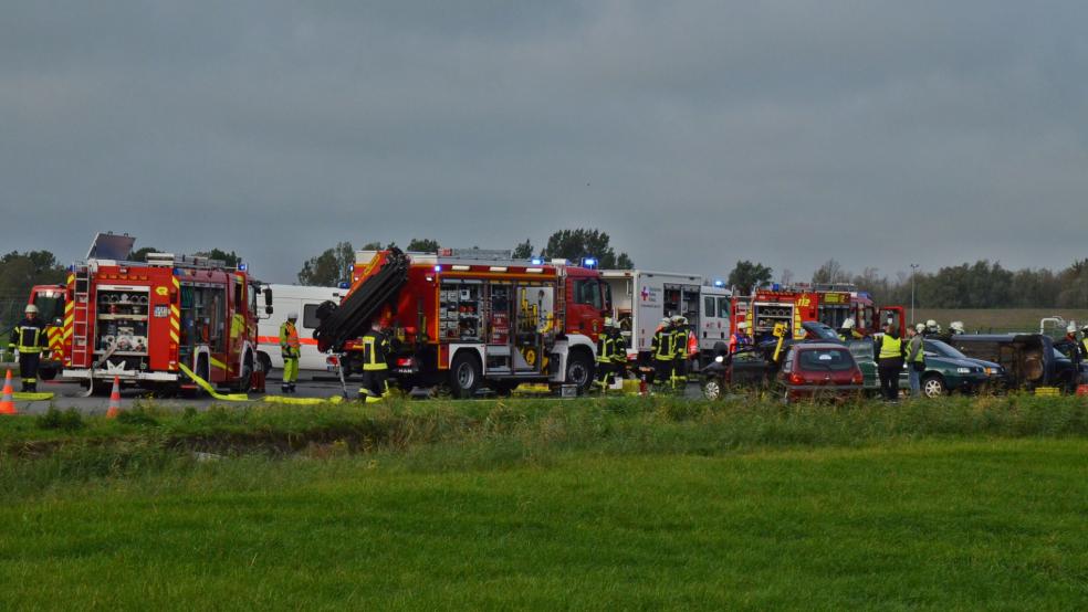 Eine Großübung der Feuerwehr, hier ein Archivbild, findet am morgigen Sonnabend und am Sonntag im Heseler Wald statt. © Ammermann