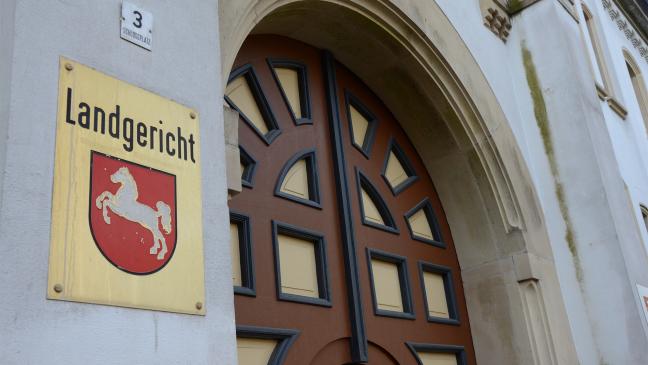 Kiefer wurde zwei Mal gebrochen