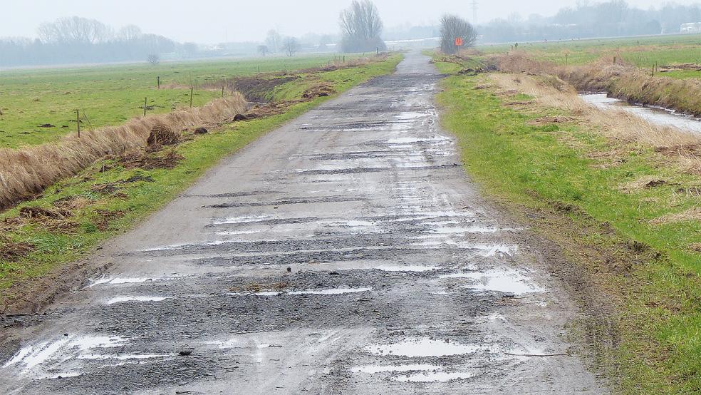 Schlagloch an Schlagloch: Der Blanke Weg.  © Foto: Archiv