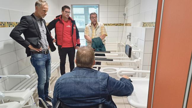 Barrieren im Bad beseitigen