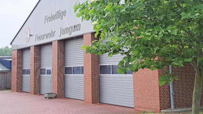 Feuerwehr präsentiert sich Besuchern