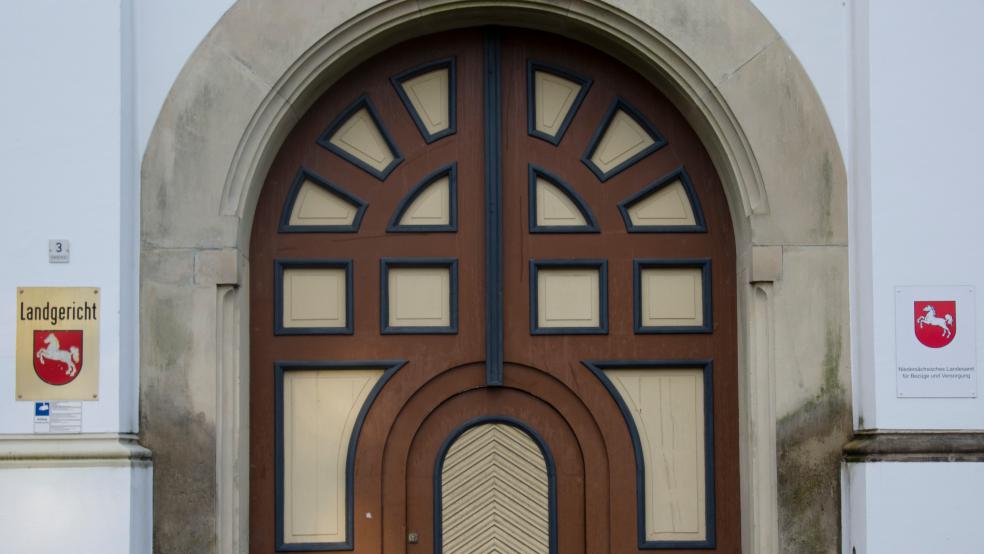 Ein 32-jähriger Dealer aus Weener wurde vor dem Landgericht Aurich zu einer Gesamtfreiheitsstrafe von vier­einhalb Jahren verurteilt. Ins Gefängnis muss er aber nicht. © Hanken (Archiv)