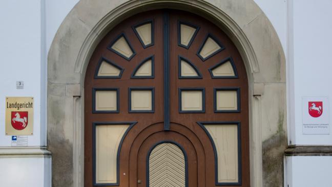 Dealer bastelt nun lieber mit Holz