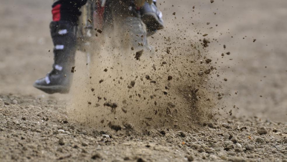 Eine Motorcross-Maschine (Beispielbild) ist aus einer Lagerhalle in Papenburg entwendet worden. © pixabay