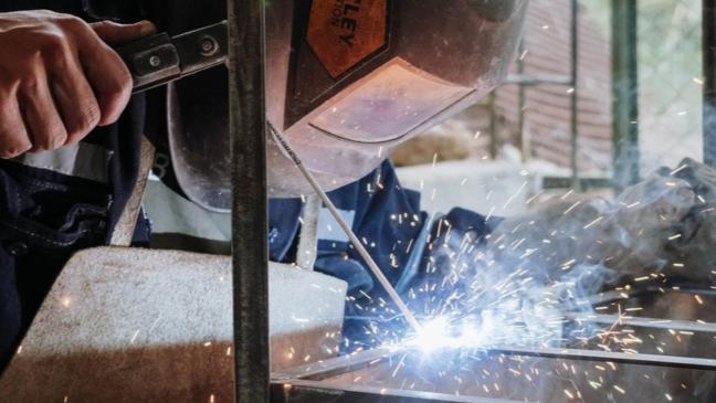 Schweißgeräte auf Baustelle gestohlen