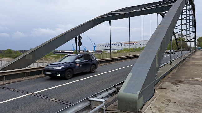 Emsbrücke bei Halte zeitweise gesperrt