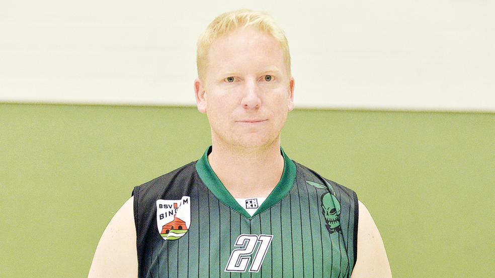 Stefan Lange war mit 17 Punkten Topscorer der Bingumer Korbjäger.  © Foto: Born