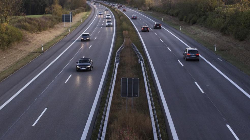 Ein Autofahrer ist auf der A28 bei Apen/Remels verunglückt, blieb aber unverletzt. © pixabay