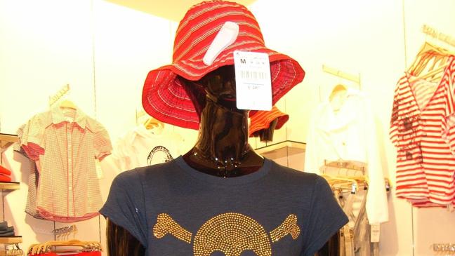 Diebstahl-Tour durch vier Modegeschäfte