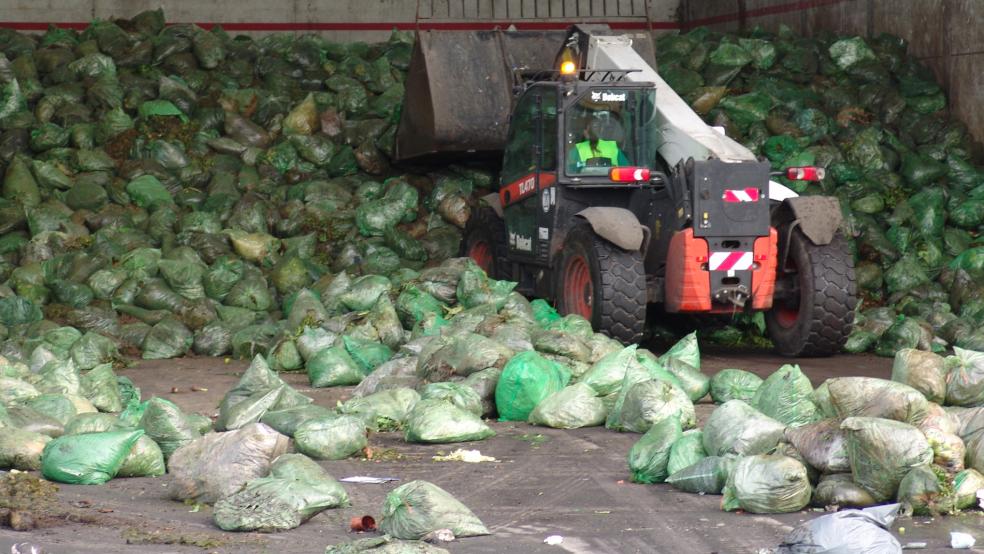 Für Grünabfälle werden eine Million grüne Säcke angeschafft. © Boelmann (Archiv)