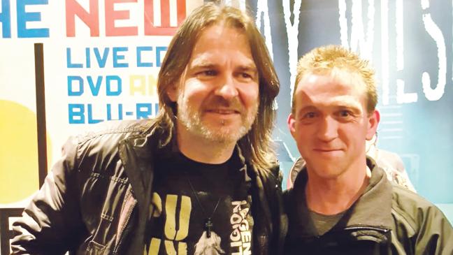 Ray Wilson zweimal live in   Rhauderfehn