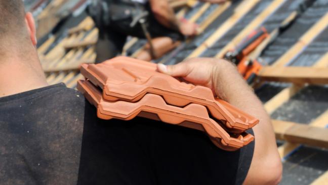 Löhne für Dachdecker klettern hinauf