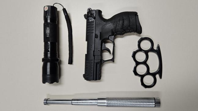 Waffen lagen im Handschuhfach