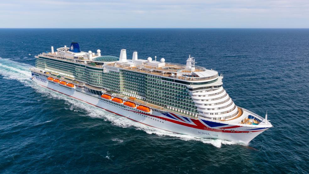 Das Meyer-Schiff »Iona« hat einen der Geretteten ins Krankenhaus gebracht. © Foto: Archiv