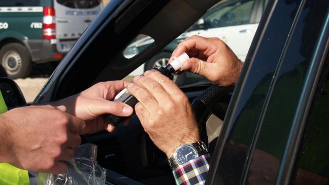 Mit 1,74 Promille gegen Auto gefahren