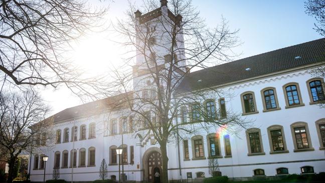 Diebesbande muss hinter »schwedische Gardinen«