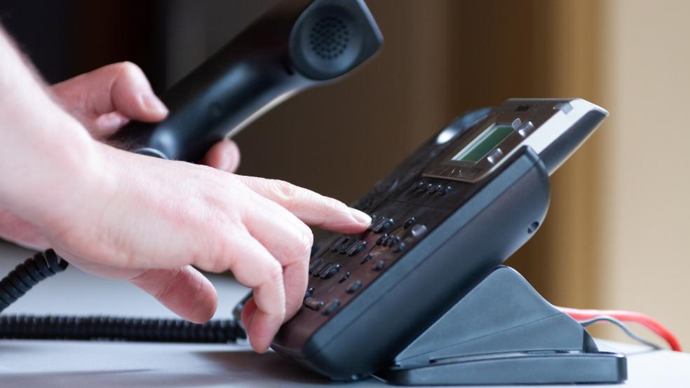 In einem Telefonanruf wurde einer Moormerländerin ein Spielgewinn in Höhe von 94.000 Euro versprochen. Sie ging dem falschen Versprechen auf den Leim. © Pixabay (Symbolfoto)