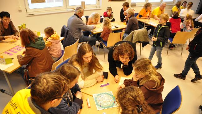 460 Besucher beim Spielefest in Leer
