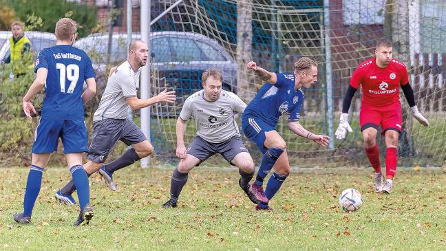 Holthusen punktet gegen Ostfrisia Leer