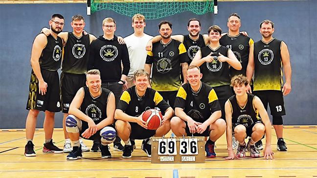 »Pirates« entern »Stars«