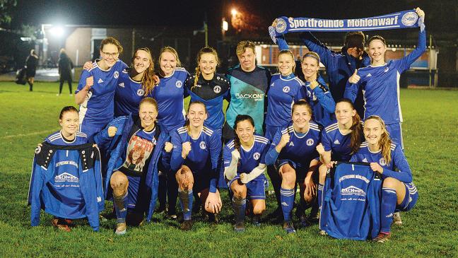 Möhlenwarf bucht das Halbfinale zur Pause