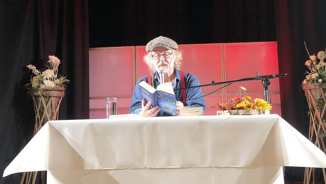 Mörderische Lesung fesselt 160 Menschen