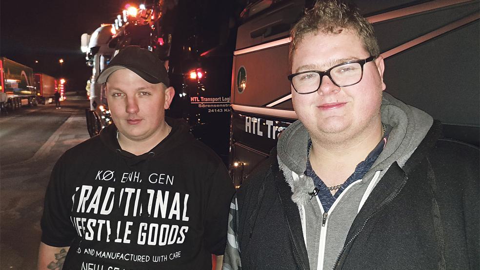 Nach der großen Resonanz bei der Premiere im vergangenen Jahr organsieren Maik Dirks (links) und Daniel Lünemann wieder eine vorweihnachtliche Lichterfahrt.  © Foto: Szyska