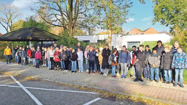 Jemgumer Schüler besuchen Theater in Weener