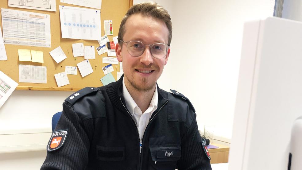 Der Weeneraner Polizeichef Adrian Vogel ist neuer Sprecher des Netzwerkes Rheiderland.  © Foto: Busemann