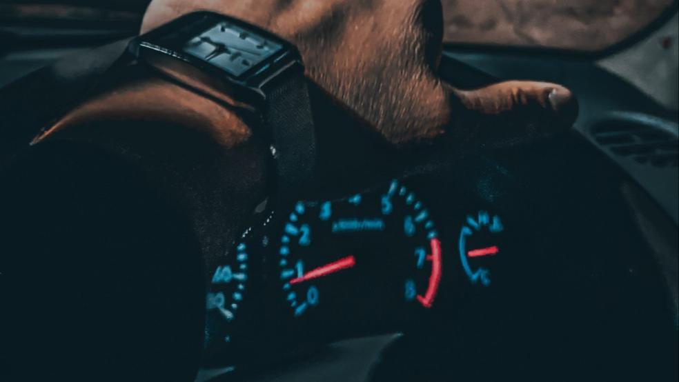 Der Wagen war nicht mehr fahrbereit und musste abgeschleppt werden.  © Pixabay (Symbolfoto)