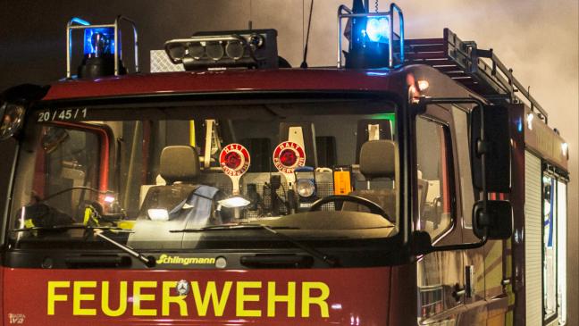 Schuppen brennt komplett nieder