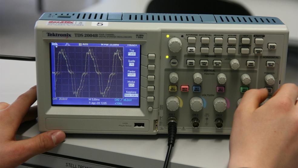 Die Ausbildung zum Elektroniker für Geräte, hier ein Symbolfoto, liegt auf Platz 3 der »Top 10« der Ausbildungsberufe im Bezirk der Agentur für Arbeit Emden-Leer.  © Foto: Pixabay