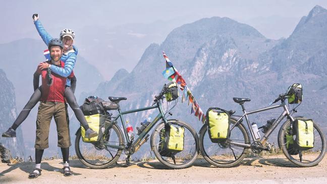 Weltreise auf dem Fahrrad führt durch Weener