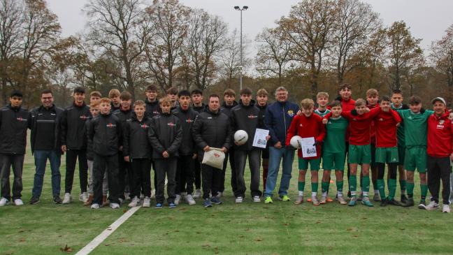 Hollen und JFV zeigen Fair-Play