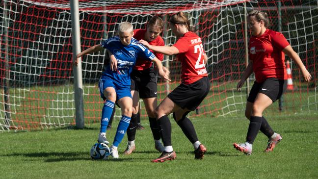 Auch Fußballerinnen pausieren
