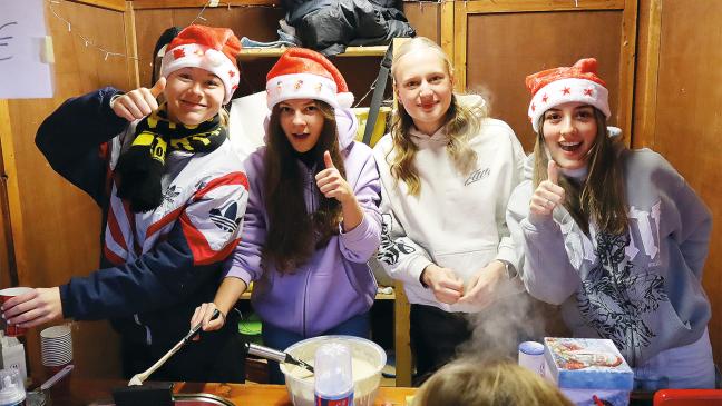 Adventliche Stimmung und am Ende auch der wohltätige Zweck