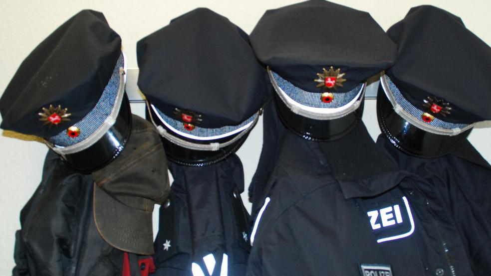 Illegal entsorgte Schlachtabfälle beschäftigen die Polizei Aurich. © Hanken (Archiv)