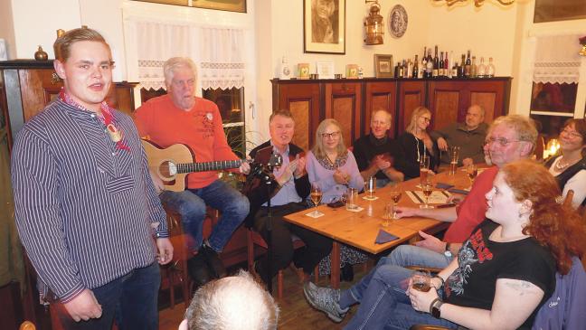 Plattdeutsches Schaffenswerk aufpoliert