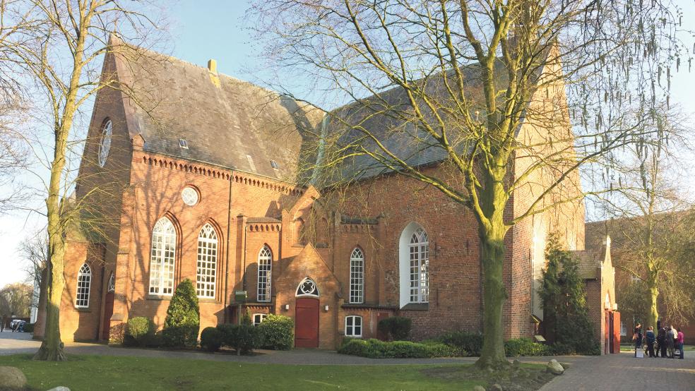 Bereits seit der Pensionierung von Pastor Helmut Not im Juli 2021 ist die Pfarrstelle Nord der evangelisch-reformierten Kirchengemeinde Weener mit der Georgskirche unbesetzt.  © Foto: Kuper