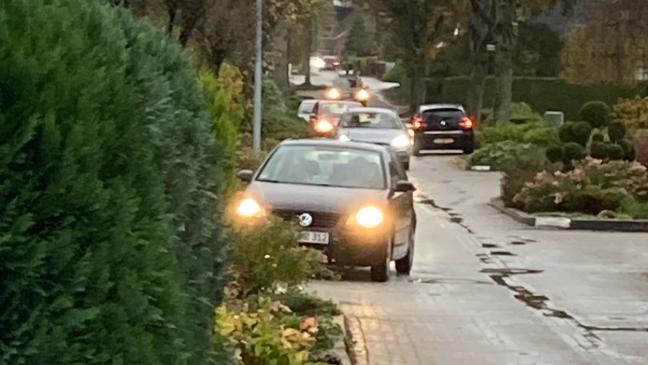 Wer zahlt für Straßenausbau?